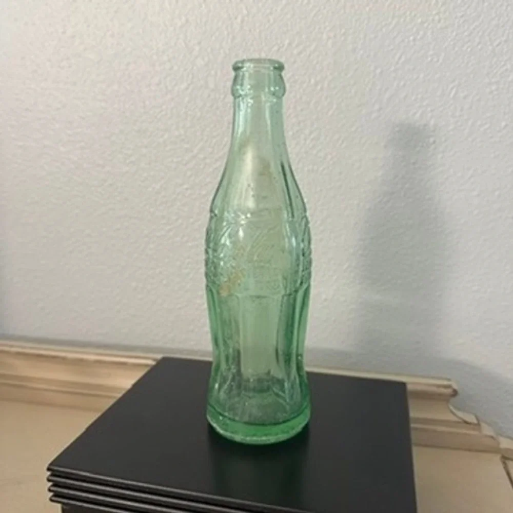 Coca Cola Vintage Collectible Glass Marion NC Green Contour Soda Bottle